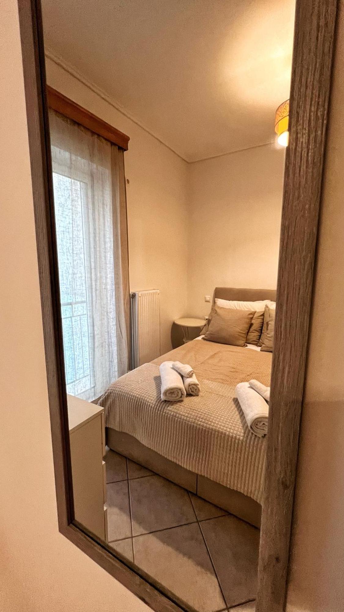 شقة H&H Cozy Retreat بيرايوس المظهر الخارجي الصورة